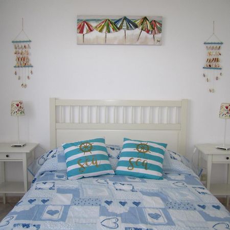 Ferienwohnung Alma Unica Fronte Mare Lido di Ostia Exterior foto